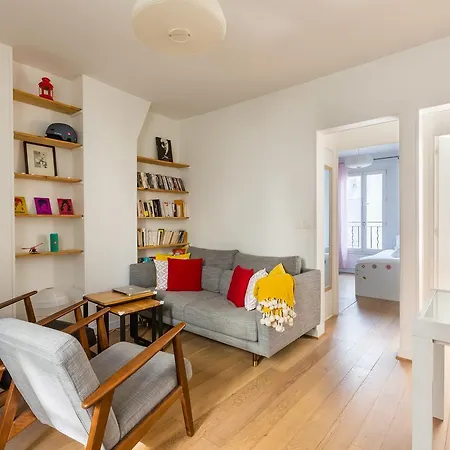 Апартаменты Veeve - Cosy In Belleville Париж